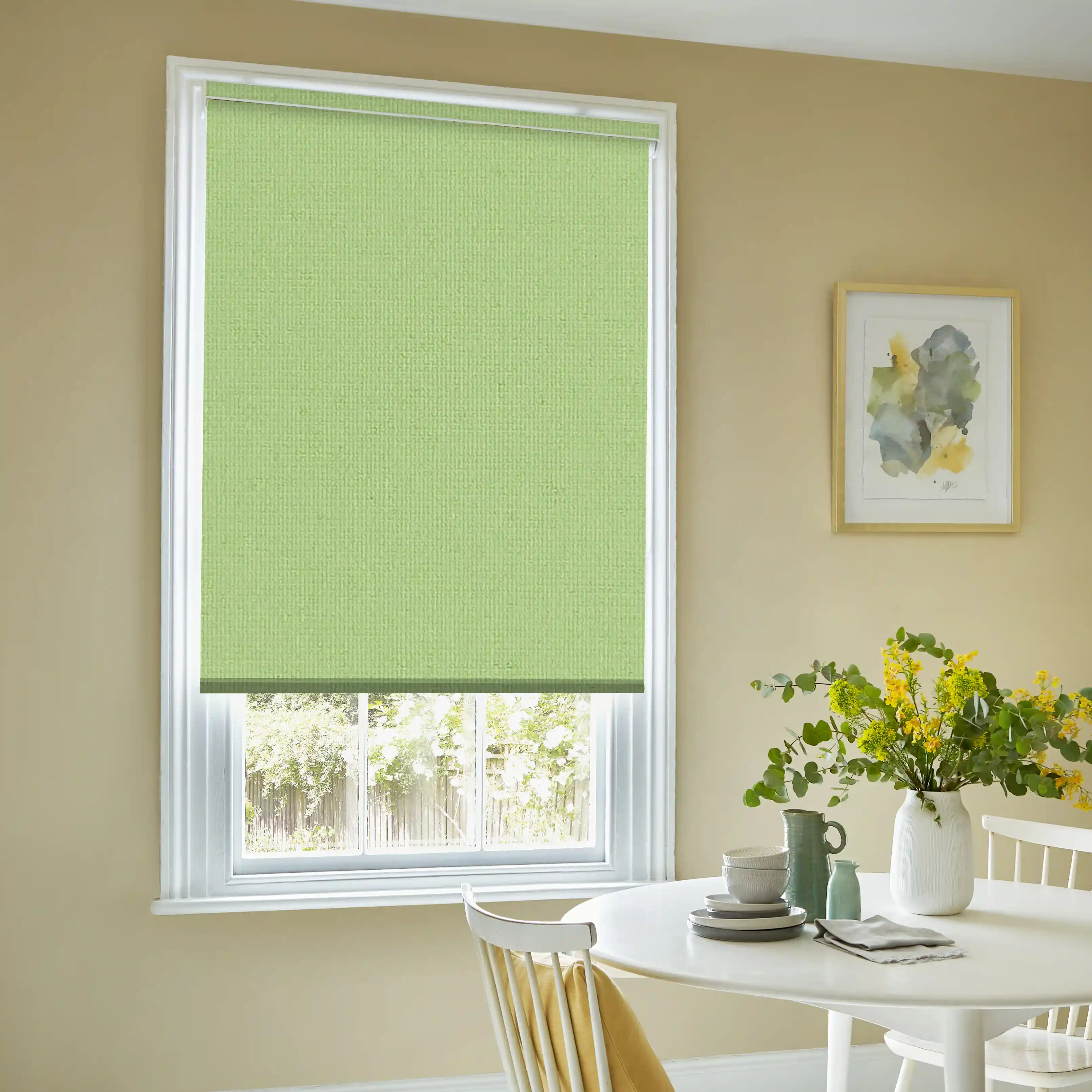 Get stylish roller blinds for every room. Affordable, functional, and available in custom sizes – order today!